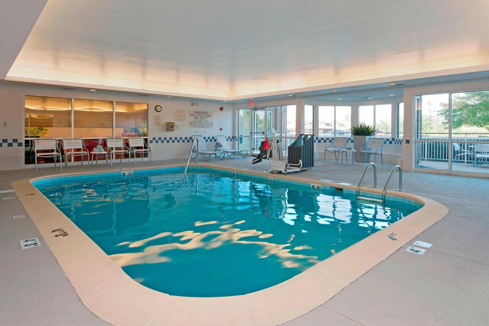 Fairfield Inn & Suites By Marriott Bloomington Luaran gambar
