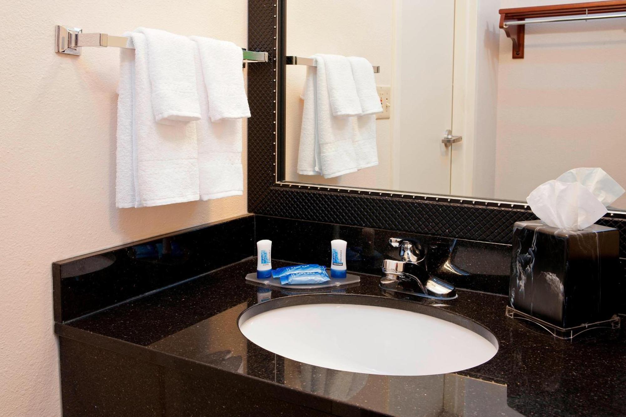 Fairfield Inn & Suites By Marriott Bloomington Luaran gambar